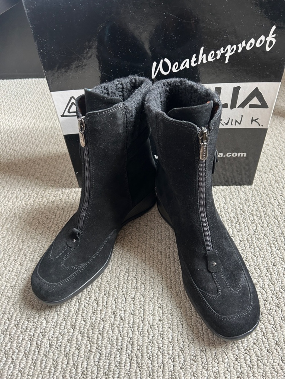 Aquatalia Black Suede Cable Knit-Trim Zip Ankle Boots